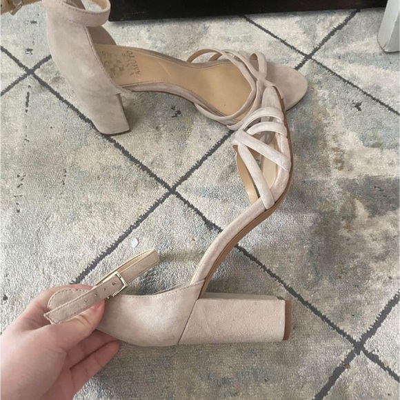Vince Camuto Heels - Picture 3 of 5